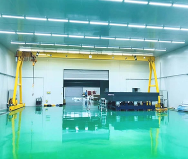 帶滑軌的龍門吊