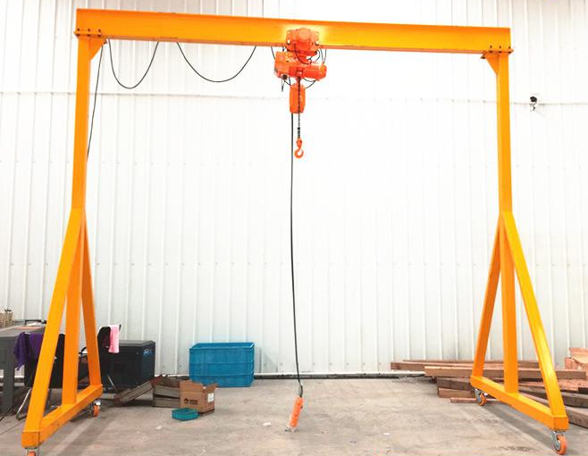 成華牌小型龍門(mén)吊